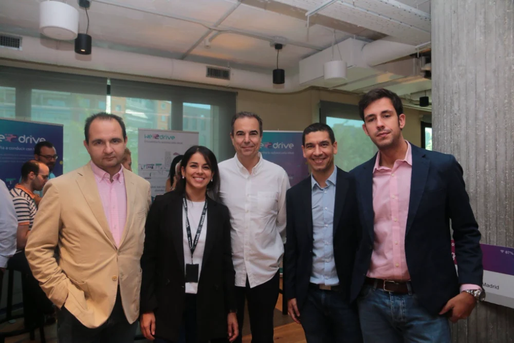Equipo de profesionales del sector en el lanzamiento de We2Drive, 2018